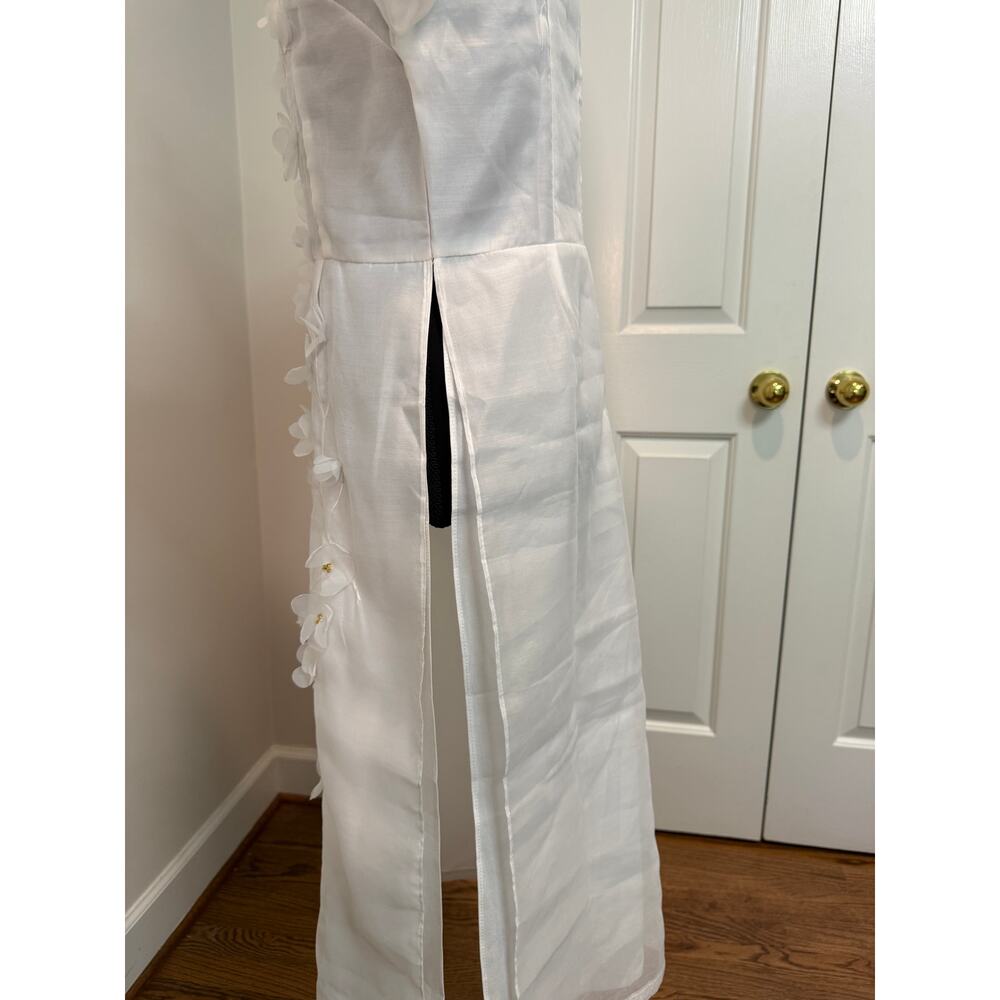 VII Modern Ao Dai Vietnamese Dress in White - Picture 7 of 9